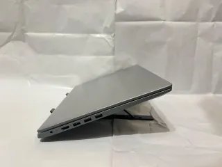 Lenovo 15,6 i3 8GB RAM SSD Grigio/Argento