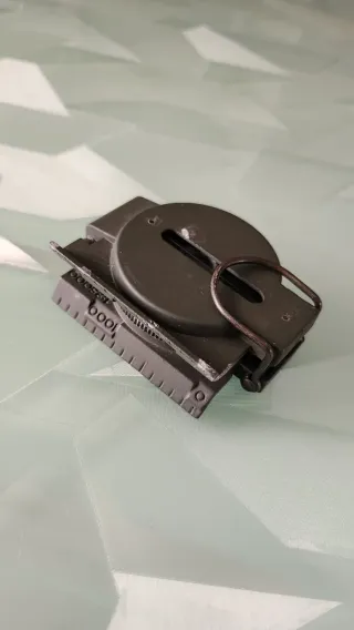 Brújula militar plegable