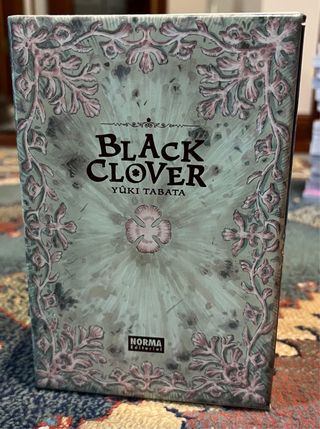 Pack indivisible de mangas Black Clover tomos 1-4