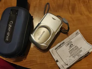 Olympus C-160 Cámara Digital Plata