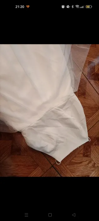 Vestido de novia de crepe y falda de tul caído 36