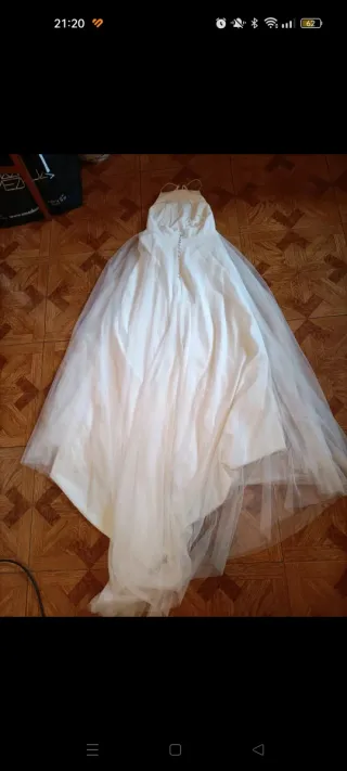 Vestido de novia de crepe y falda de tul caído 36