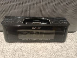 Altavoz Sony + iPod Nano + Radio
