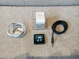 Altavoz Sony + iPod Nano Touch 6th + Radio