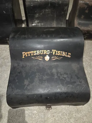 Tapas de máquina de escribir antiguas