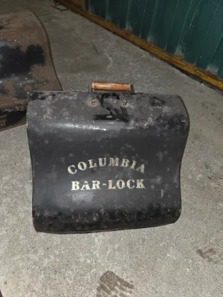 Tapas de máquina de escribir antiguas