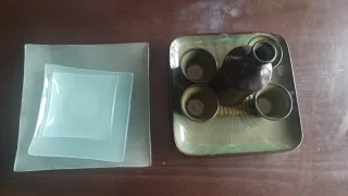 Juego de copas y bandeja de cristal