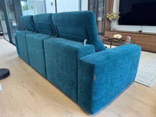 Sofá 3 plazas Pedro Ortiz verde aguamarina