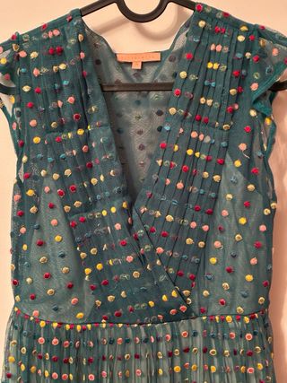 Vestido verde con lunares multicolor