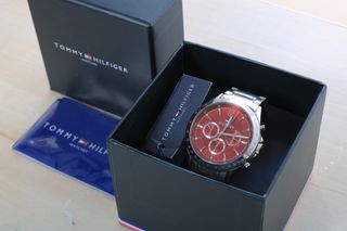 Reloj Tommy Hilfiger Mujer Rojo/Plata