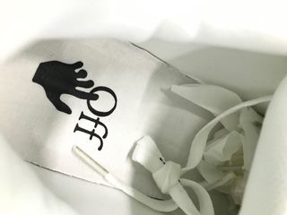 Zapatillas Off-White Blancas y Azules