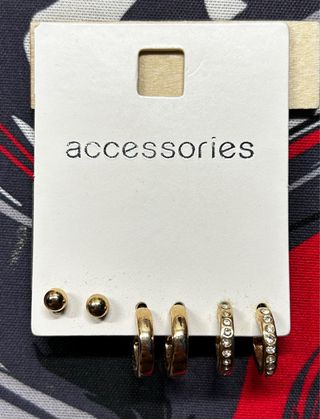 Set de pendientes dorados