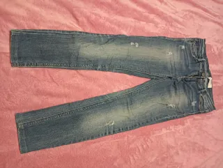 Pantalones vaqueros desgastados azules