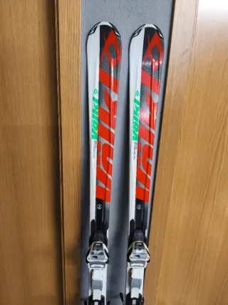 Esquís Volkl 161
