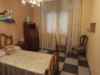 Parcela de 256m2 con 174m2 de superficie construid