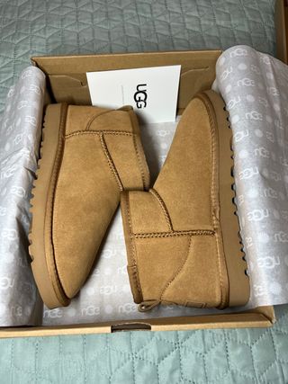 UGG Classic Ultra Mini Boot