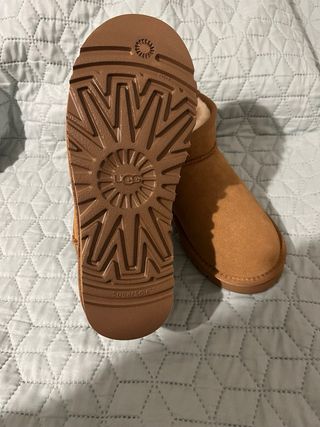 UGG Classic Ultra Mini Boot