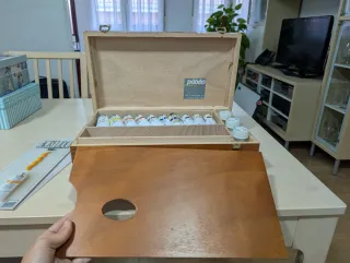 Caja de madera para pintura