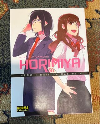 Tomo 1 del manga Horimiya + cofre.
