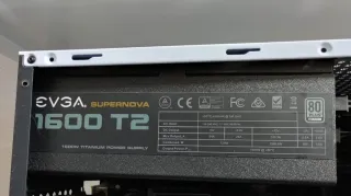 EVGA SuperNova 1600W T2 Fuente Alimentación