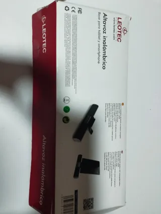 Altavoz inalámbrico c/soporte p/ tablet y smartpho