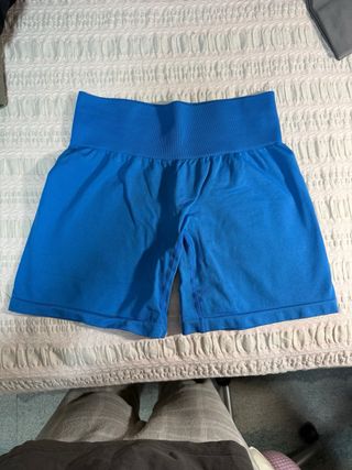 Shorts deportivos NVGTN azules