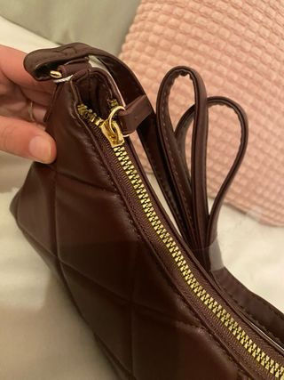 Bolso acolchado burdeos