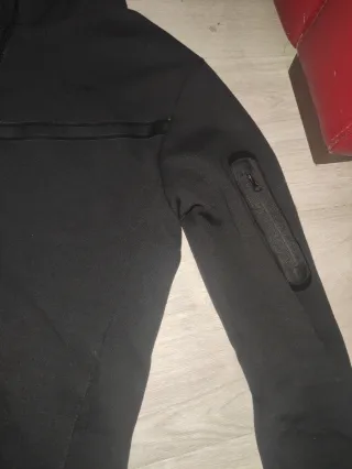 Nike Tech Fleece Negro