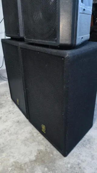 Altavoces PA Yamaha AX15 15 pulgadas 500w