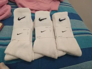 9 Pares Calcetines Nike Talla 42-46 Blancos