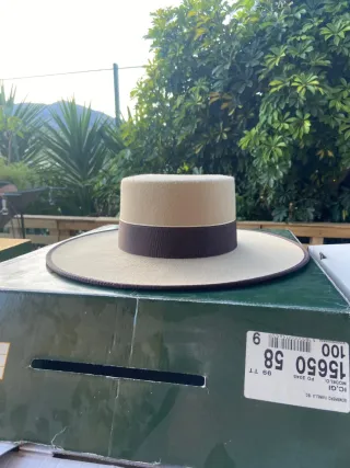 Sombrero Cordobés Roberto Garrudo Beige Lana