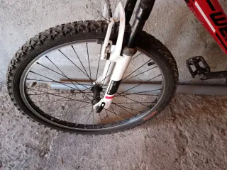 Bicicleta Roja Montaña