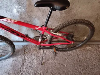 Bicicleta Roja Montaña