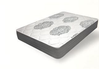 Colchón de tela gris y blanco