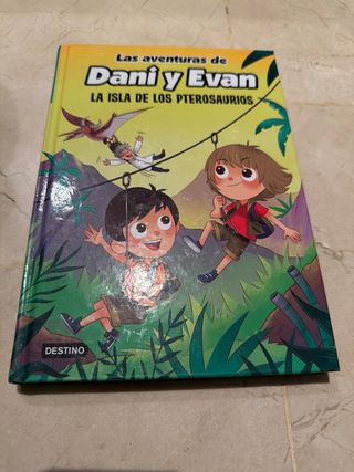 Lote de libros de Dani y Eva