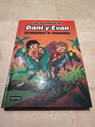 Lote de libros de Dani y Eva