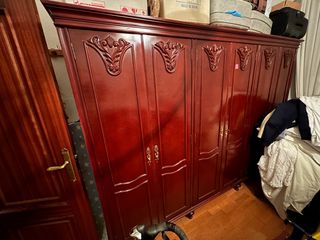 Armario 6 puertas madera + 2 camas 90