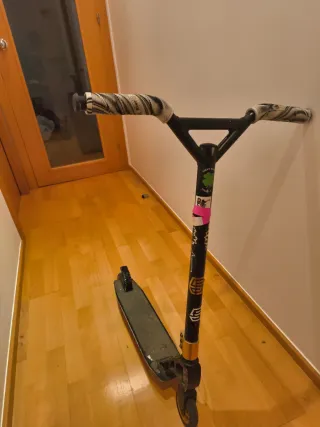 Patinete freestyle negro