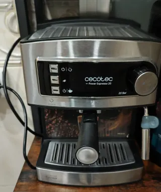 Cafetera Cecotec Power Espresso 20