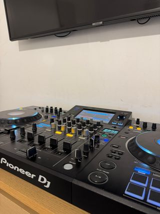 Pioneer XDJ-XZ + Funda + Deck Saver