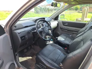 Nissan X-Trail 2004