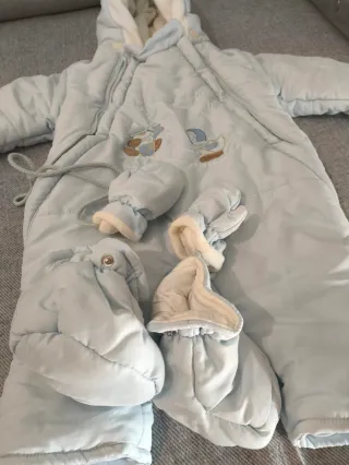 Buzo de nieve para bebé (3 meses)