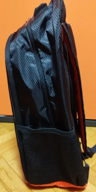 Mochila Bullpadel Negra y Naranja