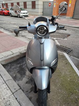 Moto eléctrica 125cc Scooter 4.000W Linze Road L3