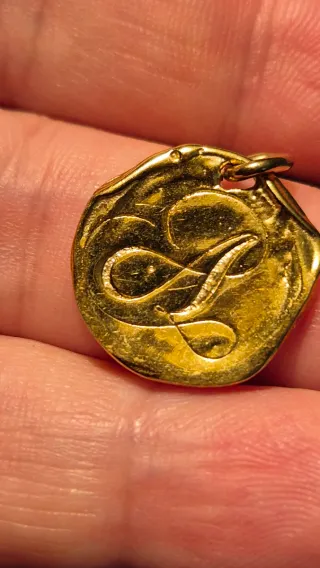 Colgante Aristocrazy Letra A Chapado Oro 18k