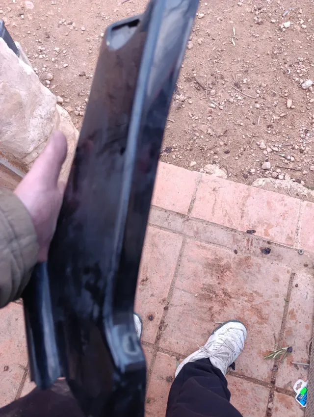 Chapa cubre chasis Vespino negra