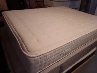 Colchón y somier 150x190