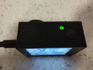 Cámara de acción GoPro con accesorios