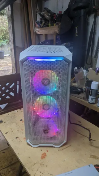 Caja PC Nfortec Blanca + gafas VR