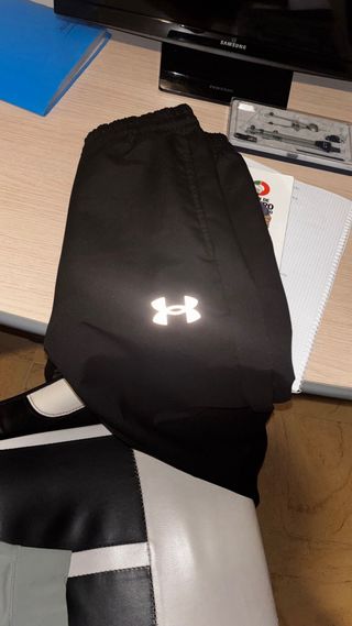 Pantalón Under Armour Negro